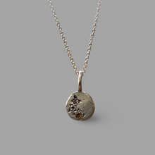 Load image into Gallery viewer, Flower Sapphire Necklace