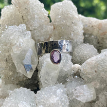 Load image into Gallery viewer, Amethyst Silver Ring